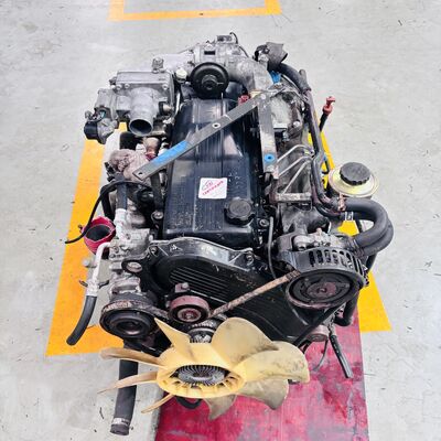 1HD-FTE κινητήρας ντίζελ 24V DOHC Turbo Intercooler 205HP / 430N·m ροπή με ενισχυμένο χυτοσίδηρο μπλοκ για το Toyota Land Cruiser & Coaster Bus